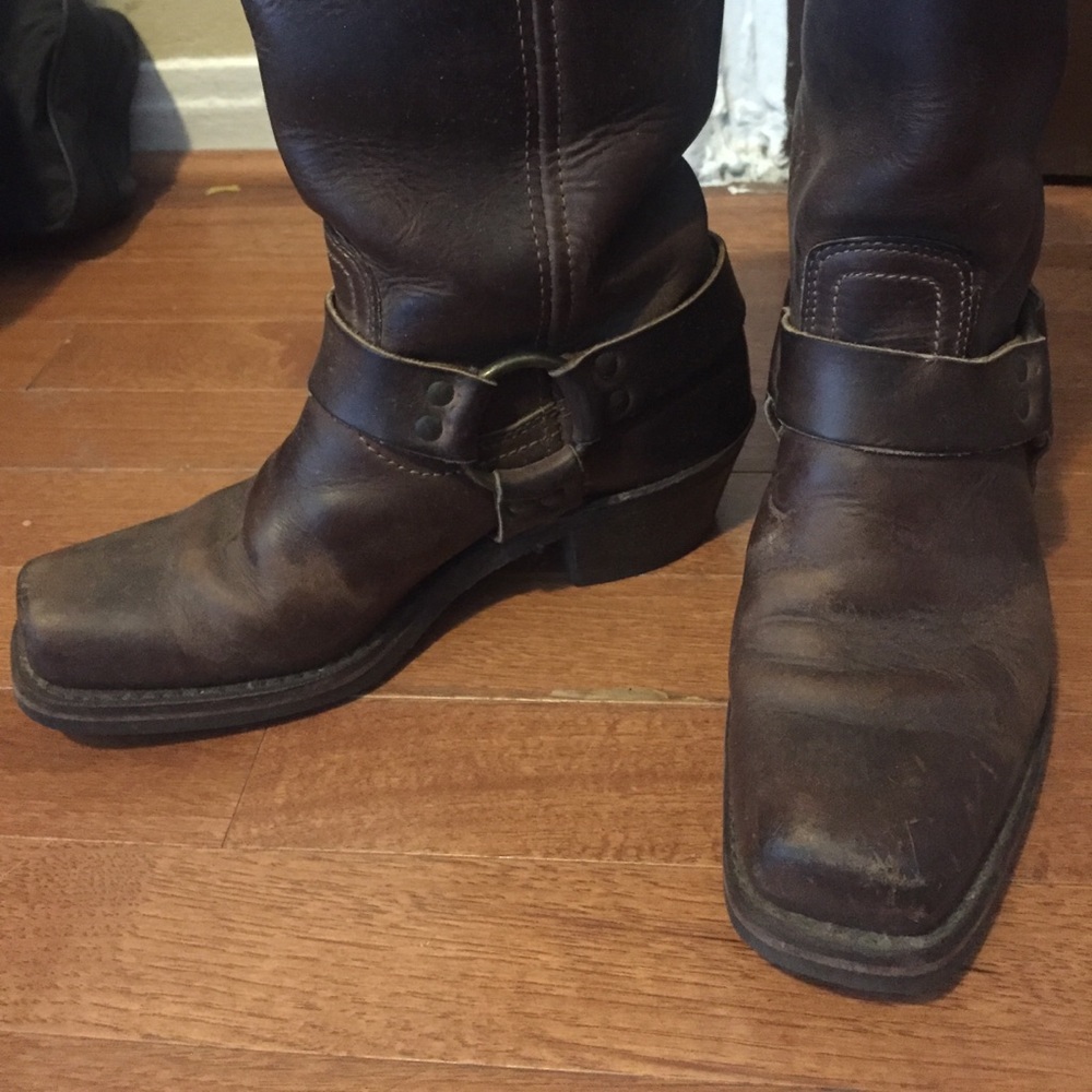 SOLD! Frye boots, Harness 12R, tan, size 7M - Picture 3 of 8